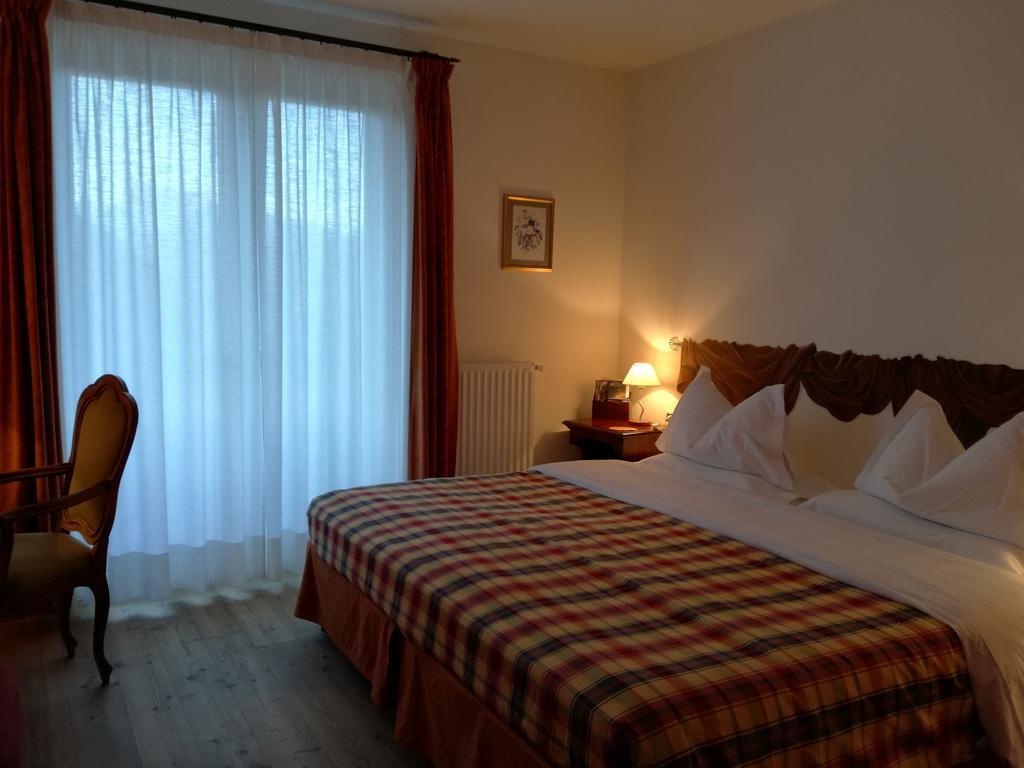 Hotel Ca' Del Bosco เซลวา ดิ กาโดเร ภายนอก รูปภาพ